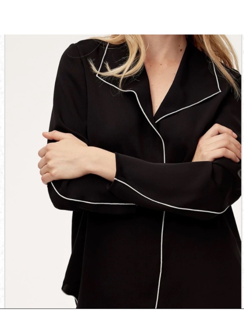 Aritzia Babaton Rena Blouse Black